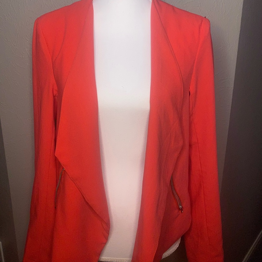Beautiful blazer - Picture 2 of 2